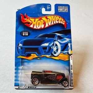 💚 HOT WHEELS 2001 FIRST EDITION “HOOLIGAN” DIE CAST CAR 🔥 NEW IN PKG